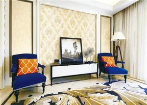 China Interior Room Classic Vintage Wallpaper Wet Embossing With Water Based Ink factory