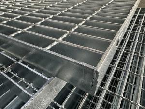 China 3mm Cross Bar Galvanized Steel Grating for Industrial Platform factory