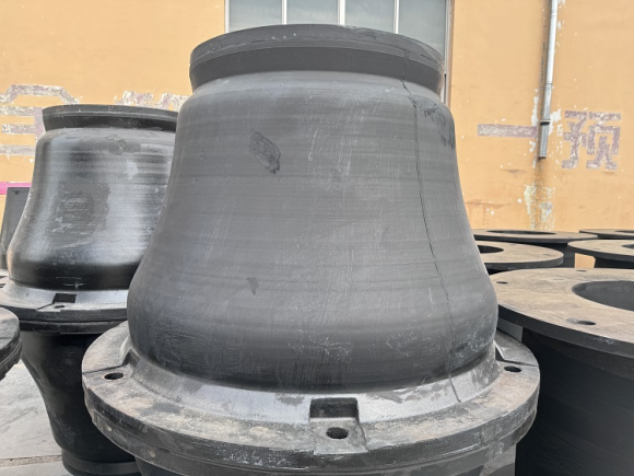 High Energy Absorption Cone Rubber Dock Fender System For Berth