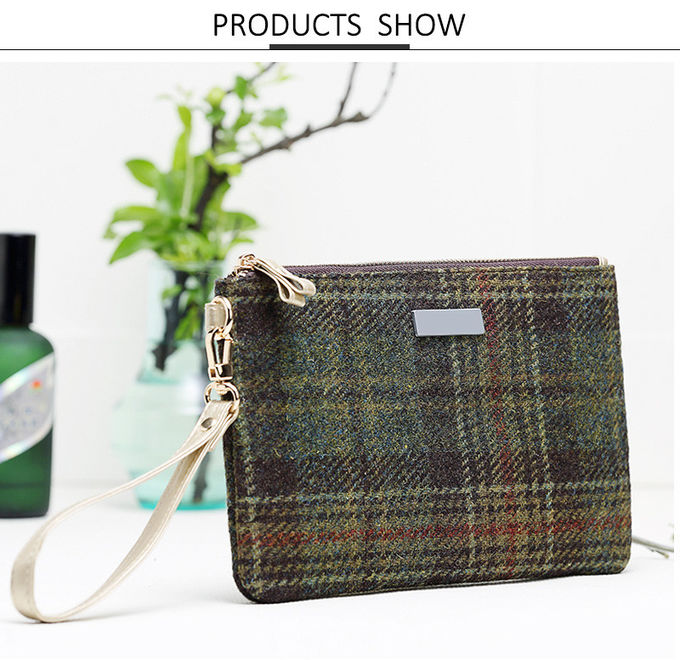 Hot Sale Waterproof Portable Packing Cosmetic Bag With Compartments