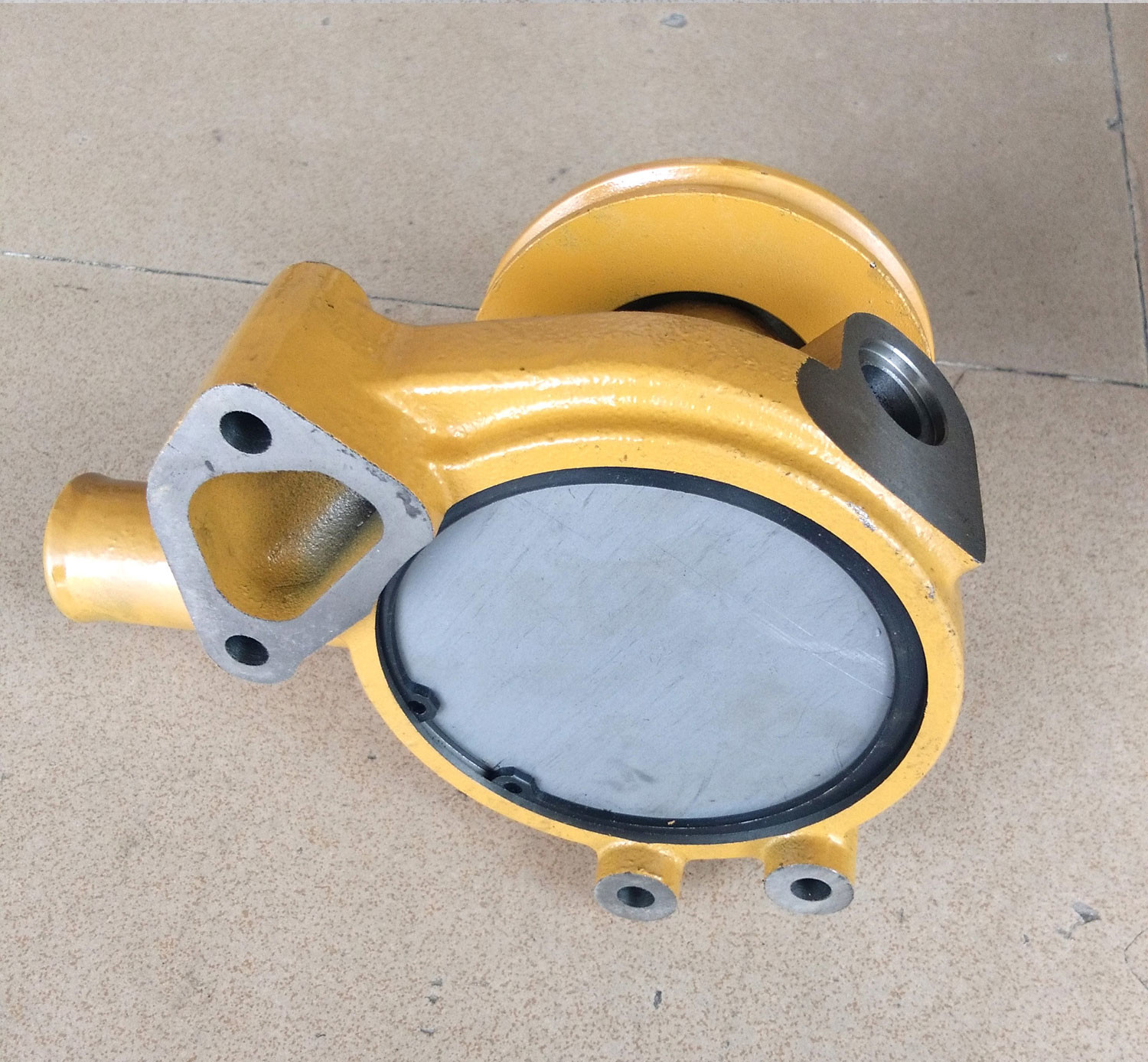 Yanmar 3D94 3TNE94 Water Pump PC40 3D94 3D94-2A 6144-61-1301