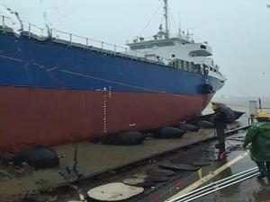 China 10 Layer Marine Rubber Ship Launching Airbag 8m Length 1.0m Dia factory