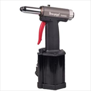 China Blind Rivets 2.4mm Pneumatic Hydraulic Rivet Gun 16mm Stroke Air Riveter factory