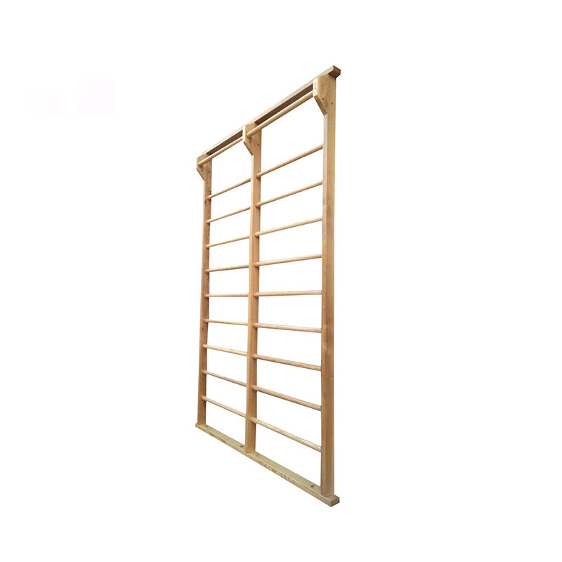 Outdoor Non Toxic Kids Gymnastics Bar / Wooden Climbing Ladder Custom Length