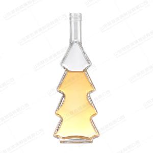 China Crystal Whisky Glass Clear Triangle Shape Wine Bottle Perfect for Brandy Packaging factory