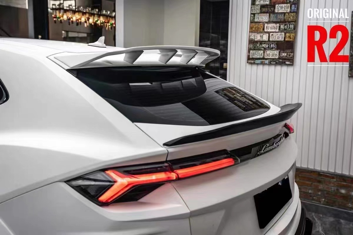 For Lamborghini URUS Carbon Fiber Spoiler URUS Upgrades the PD-style Carbon Fiber Spoiler Top Wing
