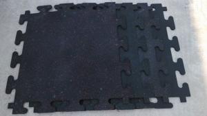 China elastic non-toxic noise reduction interlock EPDM color flecks rubber tiles factory