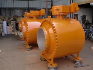 China API607 Double Block Bleed Ball Valve , WCB Side Entry Ball Valve factory