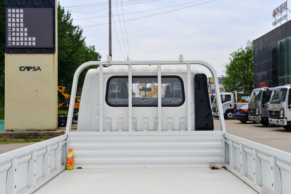 Auman M Model 2.0L Double Row Seats 144HP Gasoline Manual 5 Gears 2.7m Foton Flatbed Mini Truck