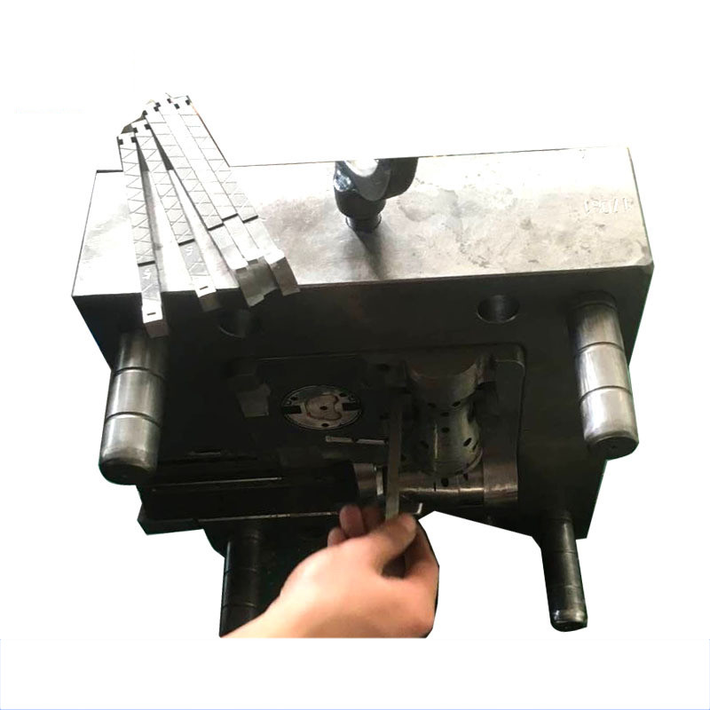Double Color Injection Molding Car Stereo Plastic Case 2344 2316 Precision Adhesive Mould