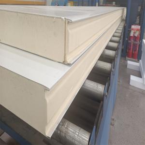 China Waterproof Polyurethane Sandwich Panels 45kg/m3 Density Moisture Proof Cold Room Panels factory
