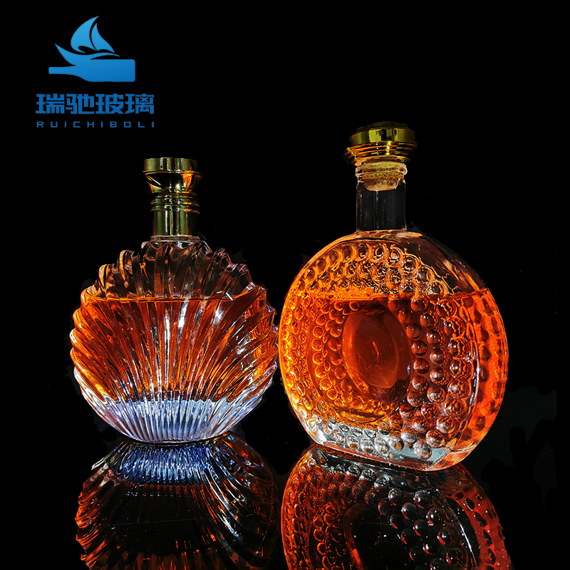 Customize Sealing Type 500ml 700ml 750ml Whiskey Glass Vodka Bottle Empty Spirit Glass Bottle