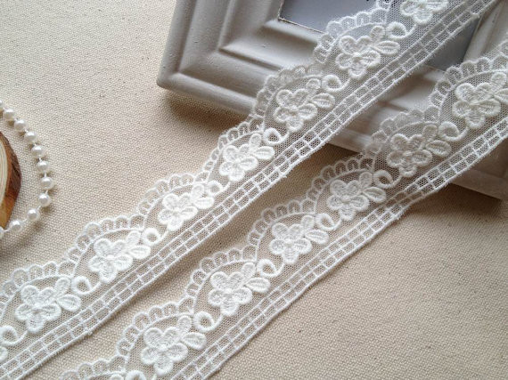 3CM Pretty Scalloped Edge Nylon Lace Trim Off White For Wedding Dress Sewing