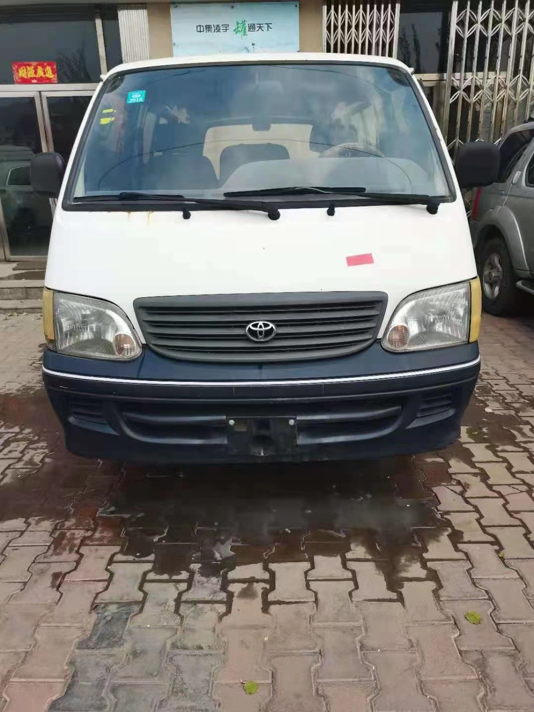 12 Seats Gasoline Used Hiace Bus 2nd Hand Mini Bus 2008 Year Toyota Hiace Bus