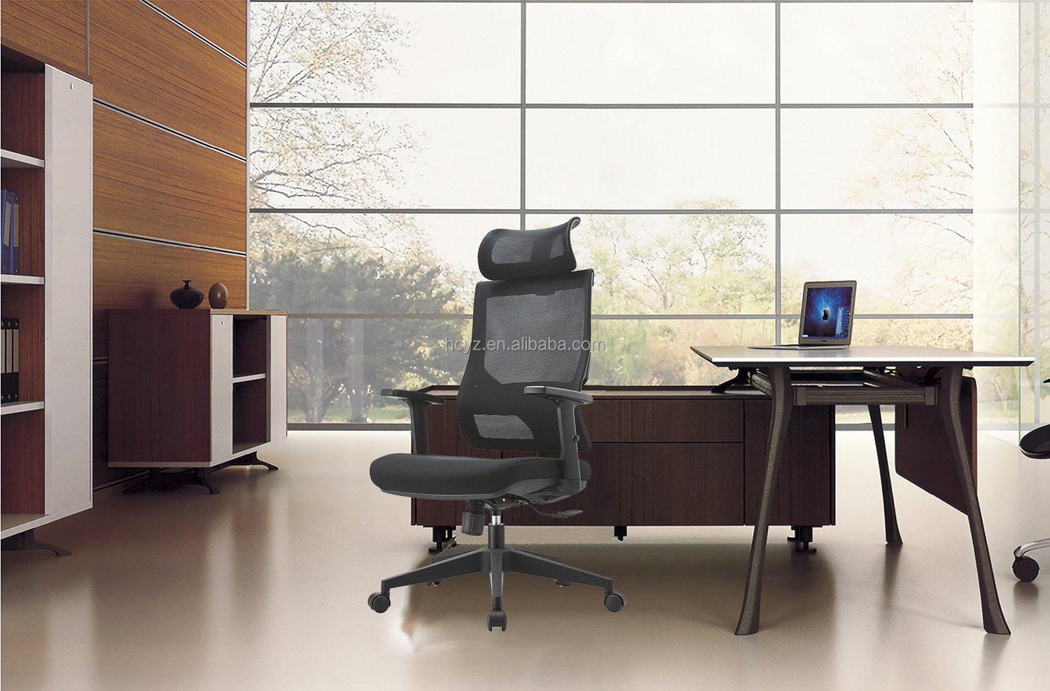 Customize Workspace with Adjustable Mesh Swivel Executive Office Chair from OEM ODM
