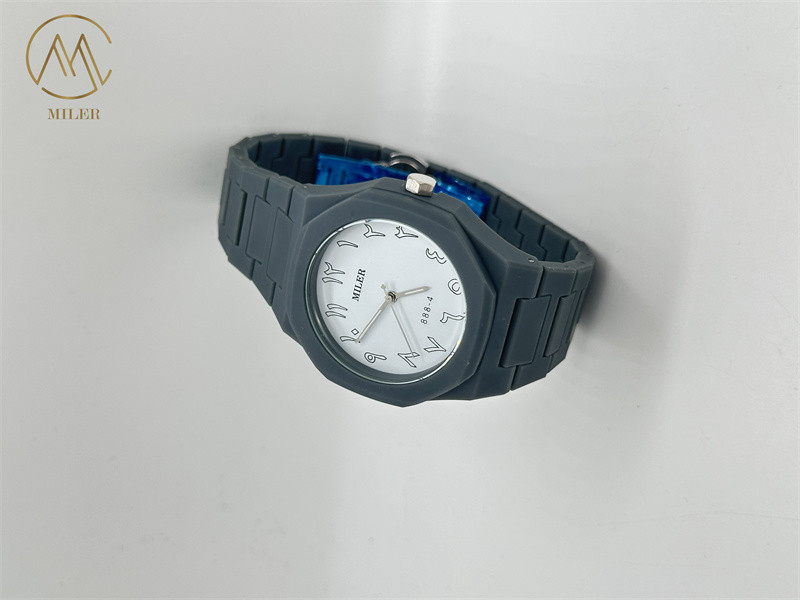 The Perfect Combination of Style and Fuction Stainless Steel Quartz Wrist Watch