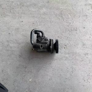 China Genuine 6HK1 Power Steering Pump For Japanese Model 4JG2 Standard factory
