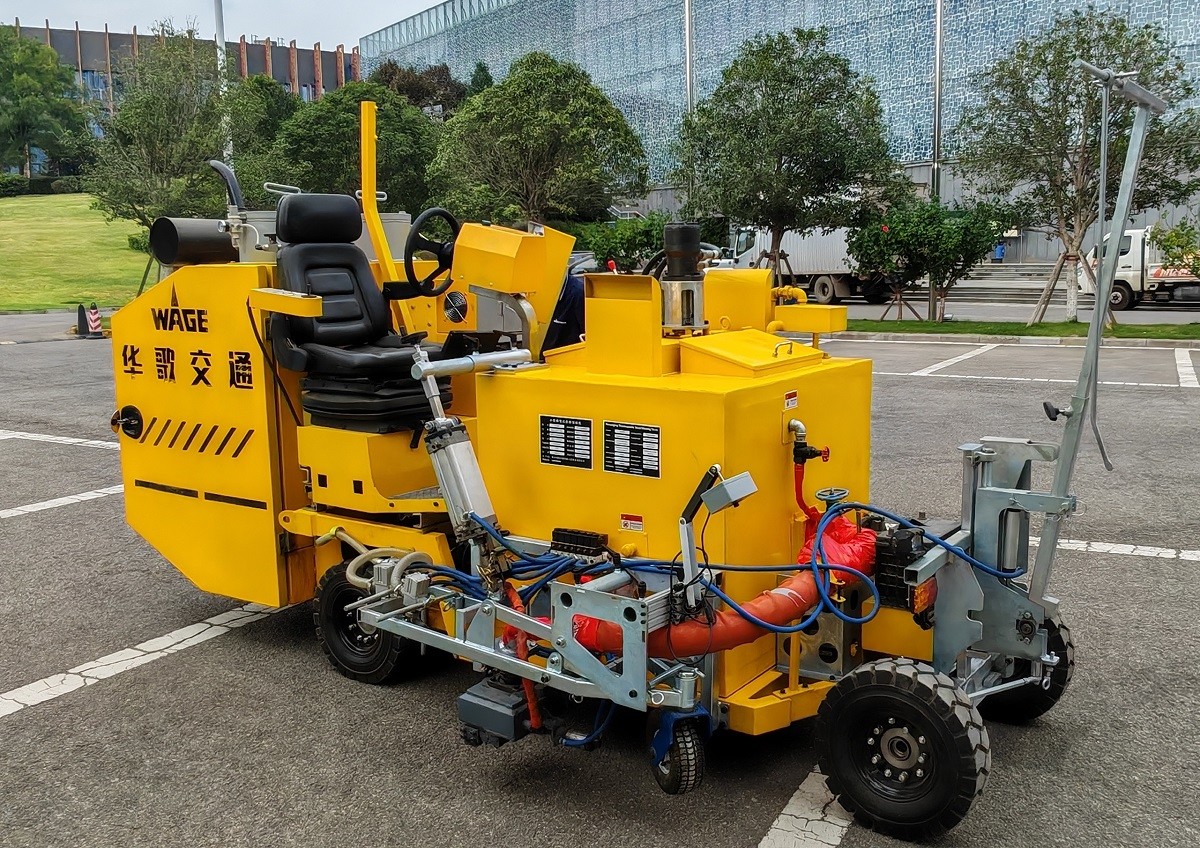 400kg Paint Tank Capacity Passenger Driving Thermoplastic Road Marking Truck for Road Construction