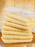 Korean Crisp Delight: Non-Fried Rice Crackers with Buttery Egg Taste