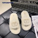 1D0029 Lady Wholesale Furry Fashion Fur Fluffy Slipper