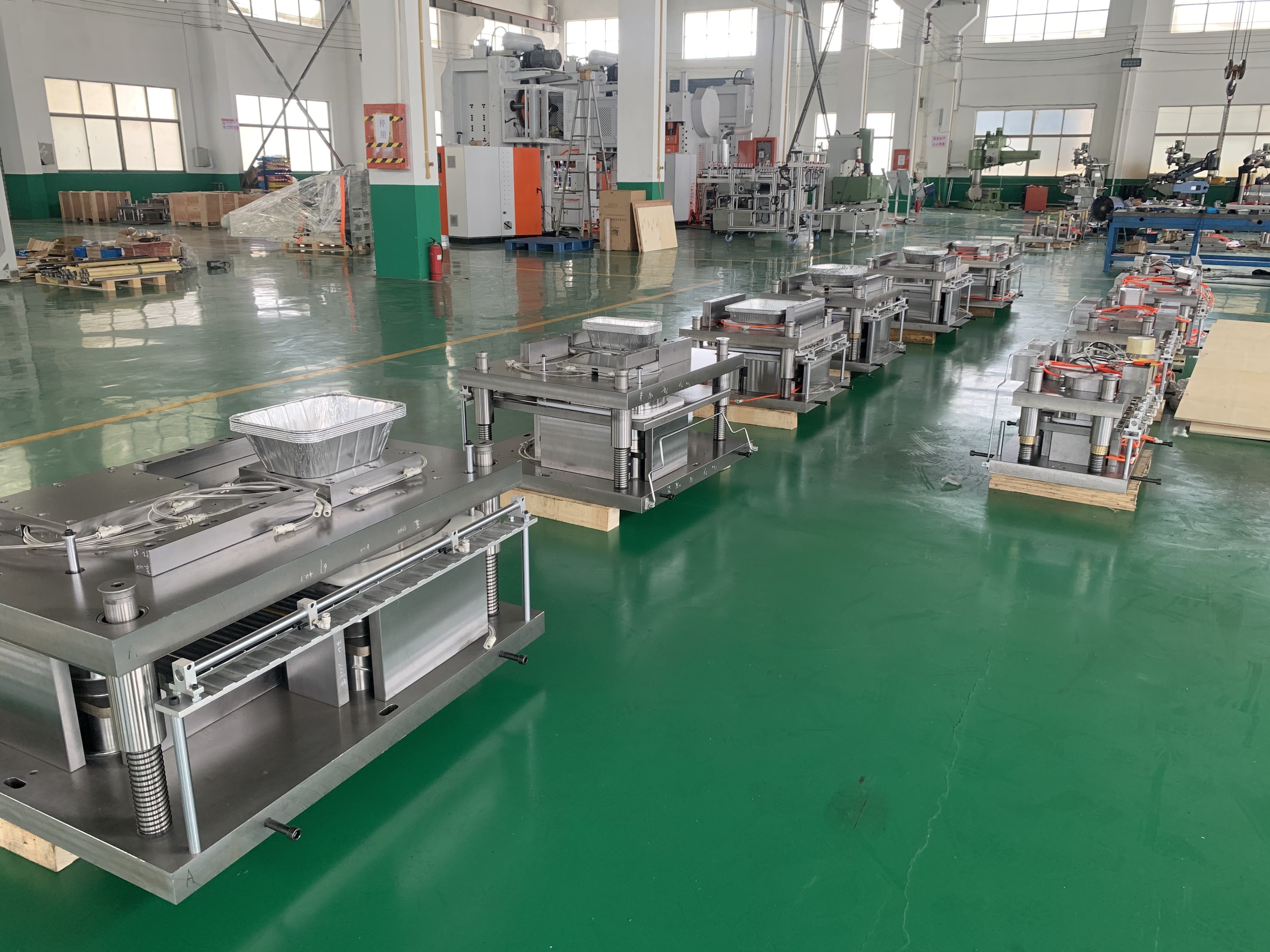Multiple Cavity 58HRC Aluminum Foil Container Mould Punching Type