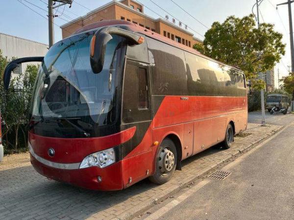 Right Hand Drive Bus Yutong Zk6888 Coach Bus Luxury 39seats City Bus Yuchai