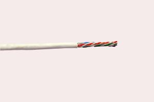 China Network 4 Pairs 24AWG Cat5e UTP Cable Solid Bare Copper For Communication factory