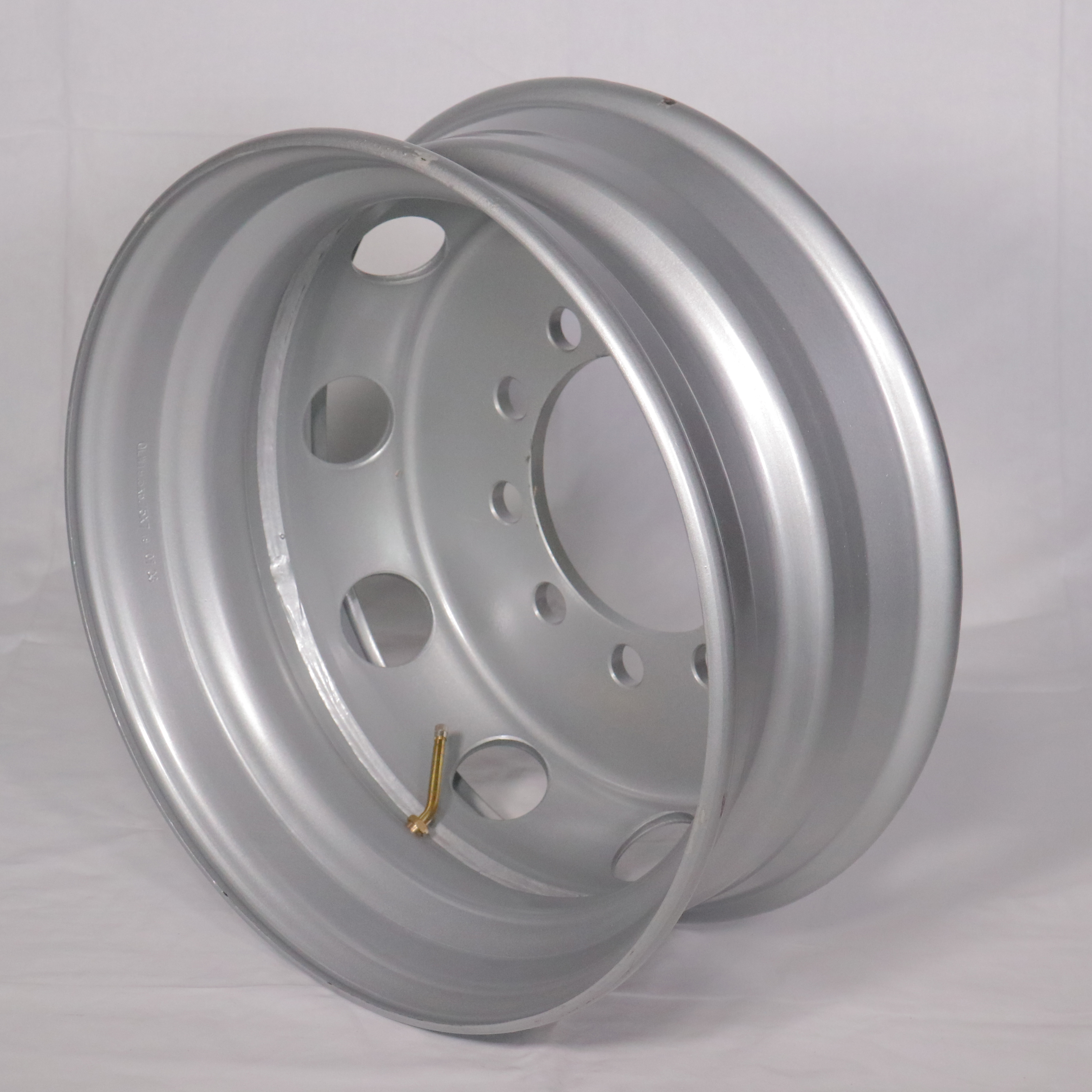 5.50F-16 Bus Parts Steel Wheel Rims in with OEM Sliver Color and Offset 148/126 Black Color