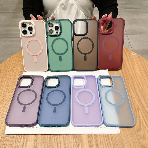 China Soft TPU Magsafe Phone Case Anti Fingerprint PC Phone Case Translucent For iPhone 16 Pro Max factory