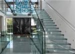 Closed Riser Straight Floating Steps Staircase / Floating Spiral Staircase