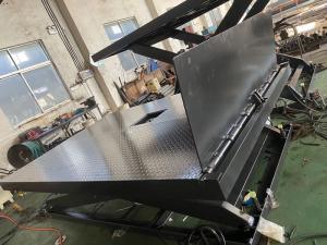 China Black Color 3500KG Hydraulic Loading Equipment Platform Elevating Dock Lift With Electric Lip factory