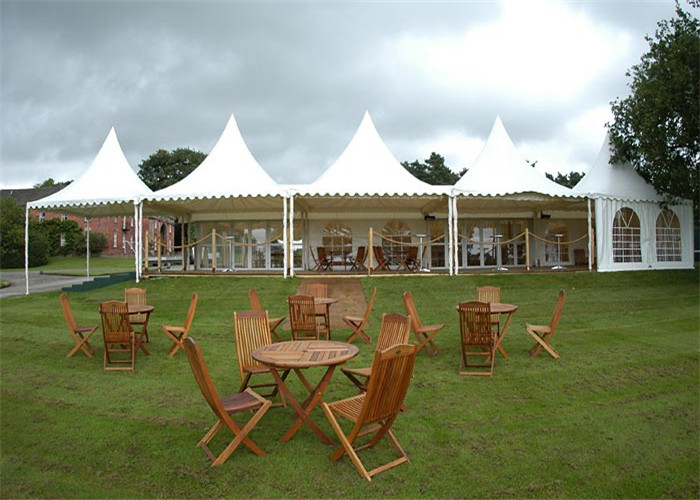 Deluxe Pop Up Beach Pagoda Tents Bad Weather Resistant For Events