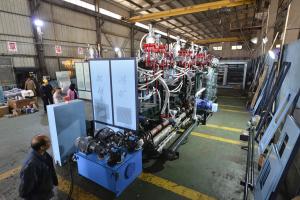 China Automatic 380V ETPU Shape Molding Machine For Customized Sport Shoe Soles factory