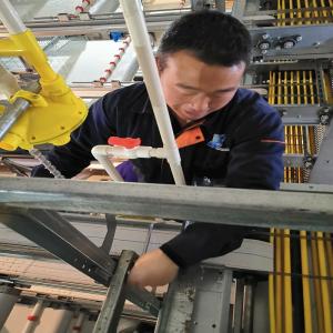 China PVC Feeders Q235 Chicken Poultry Drinking System 25mm Diameter factory