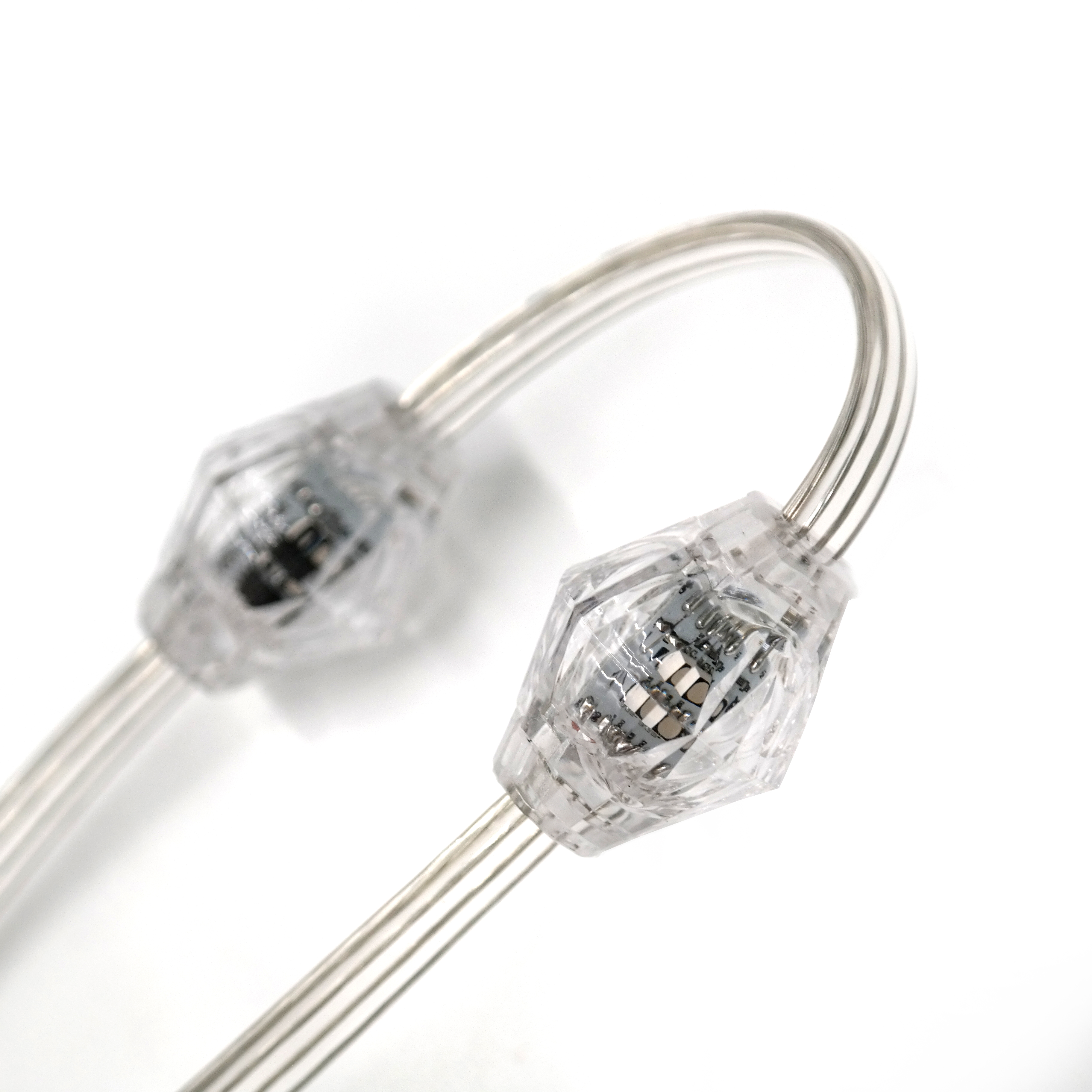 Crystal 3D Pixel Led Chain With 12.1 Lm/W Luminous Efficiency Full Color