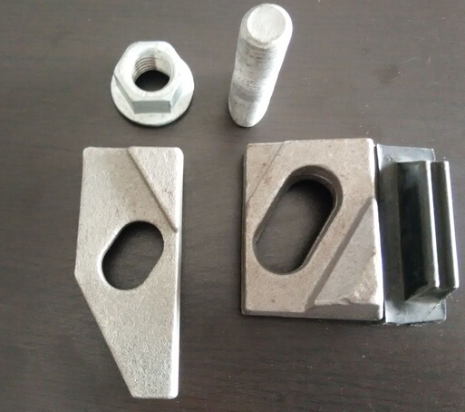 Crane Clip 21/050 For A75 , QU80 Crane Rail , Q235 Oiling Crane Rail Clamp with 16mm Bolt