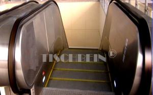 China Large Passenger Flow Heavy Duty Escalator 30° 35° Inclination 3 sides 304 St St Outercladding For Supermarket Hospital factory