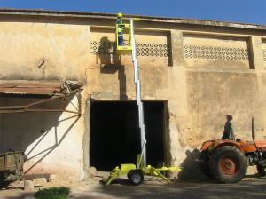 China 1200 * 600mm Platform Vehicle Mounted Boom Lift , 8m Truck Mounted Work Platform factory