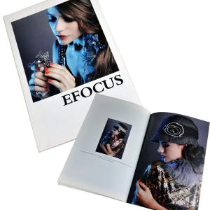 China Offset Paper Brochure Printing Services Glossy Finish Hardcover sewn factory
