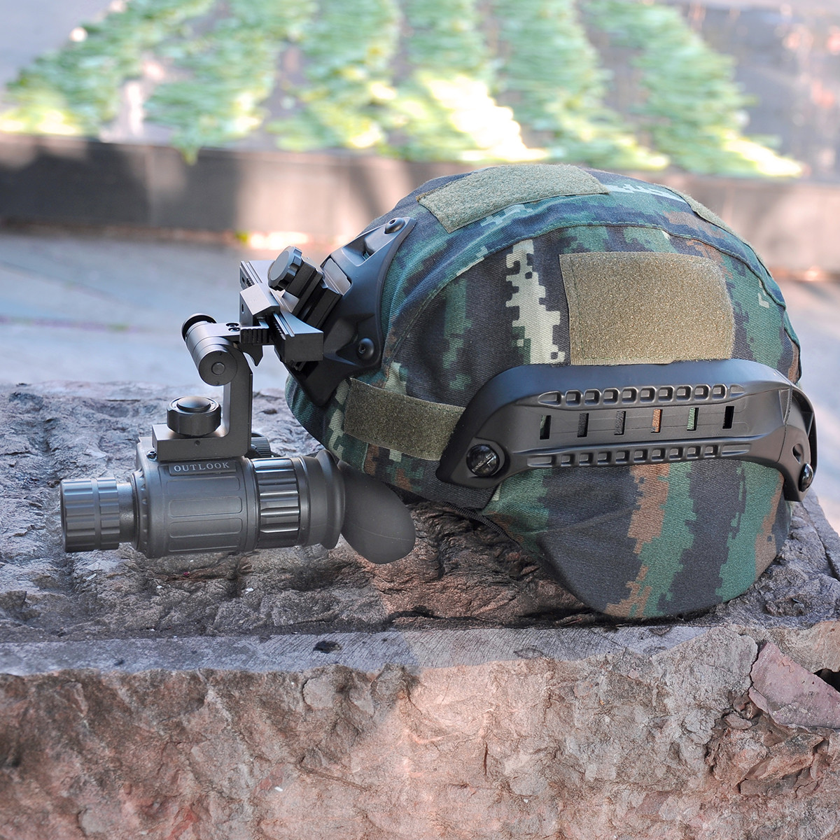 PVS14 Super 2nd Generation Monocular Low Light Night Vision Device
