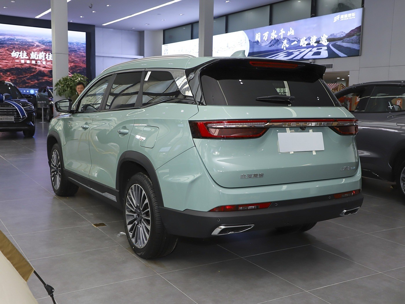 Chery Automobile Jietu Shanhai L9 1.5TD 2DHT Max 5 Seat 108km Auto Vehicles Ev Car Used Luxury Suv