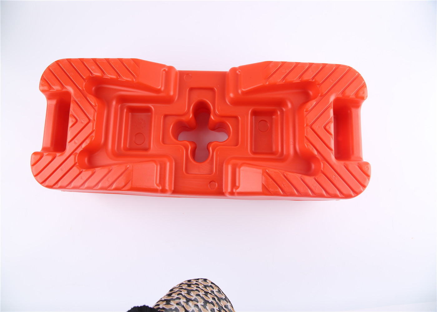 HDPE temporary Fencing Base Inside Filled Concrete Weight 28kg/pcs UV 10 treatment 5 year No Color Fading