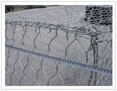 Hot Dipped Galvanized High Tension Gabion Mesh Cage For River Reconstruction