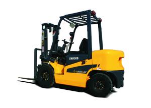 China Diesel Forklift Hydraulic Material Handler 3 Ton SINOWAY Diesel factory