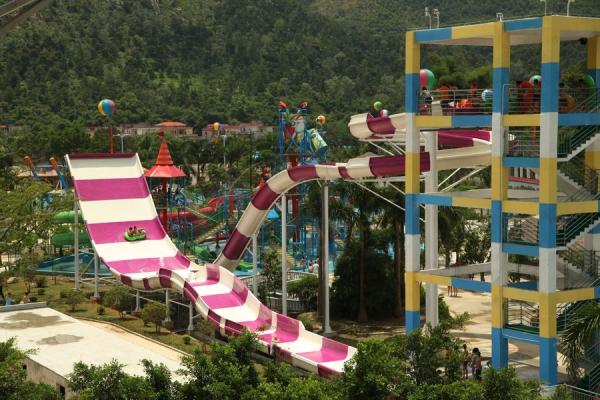 304 Stainless Steel Fiberglass Water Slides / Waterpark Slides 13m Platform