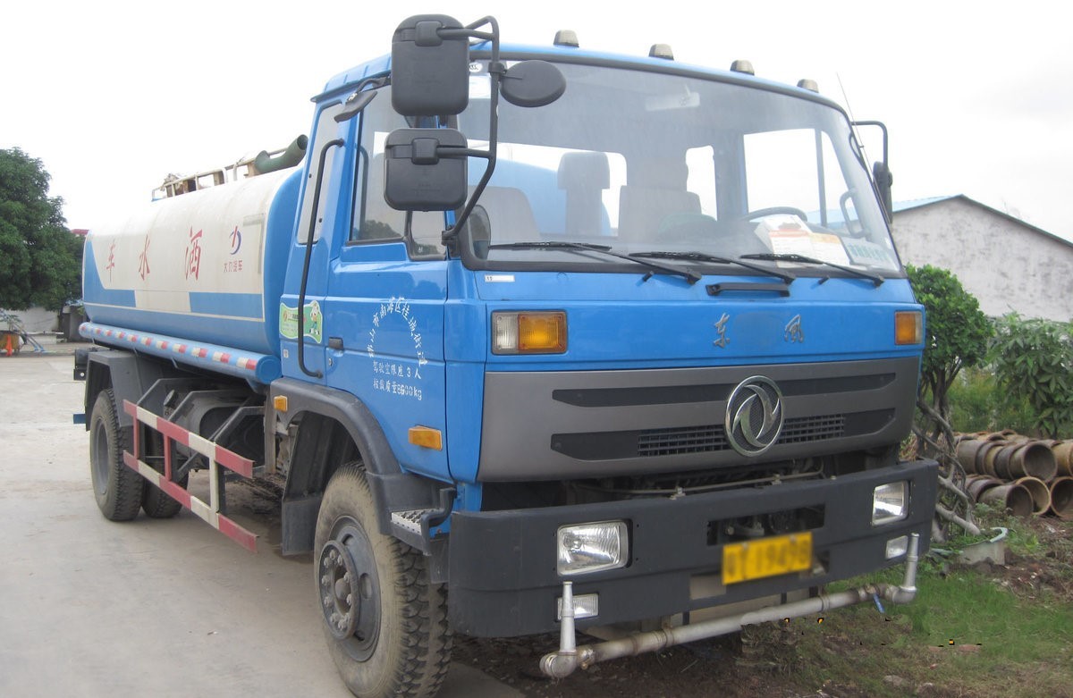 4x4 Driving Wheel Water Tank Truck Euro IV 25000 Liters Water Tanker Trucks