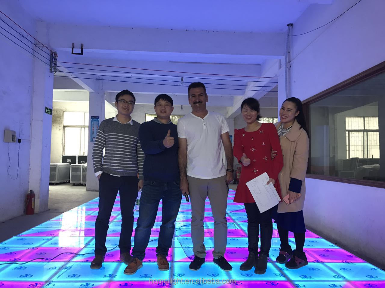 Portable DMX512 RGB LED Dance Floor for Stage Decoration 100000 Hour Working Lifetime