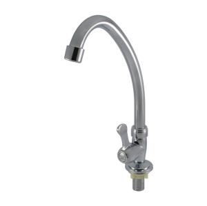 China Single Handle 360 Rotation Sprayer Hot Cold Water Filter Tap Mixer For Kitchen Sink factory