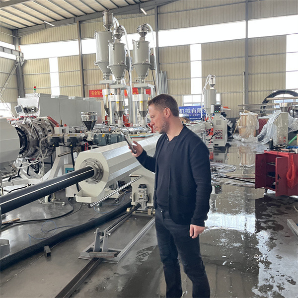 PLC Controlled Plastic Pipe Making Machine / Plastic Pipe Manufacturing Machine high Output