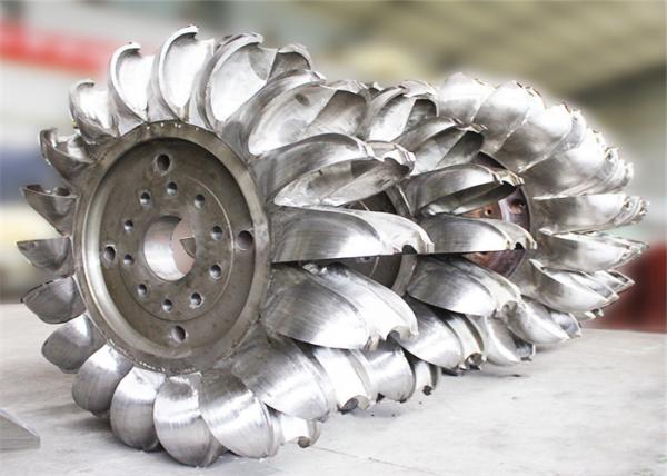 Small 100 Kw Pelton Water Turbine Generator Single / Multiple Nozzle Type